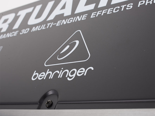 Processador de Efeitos - Behringer - FX 2000 3D