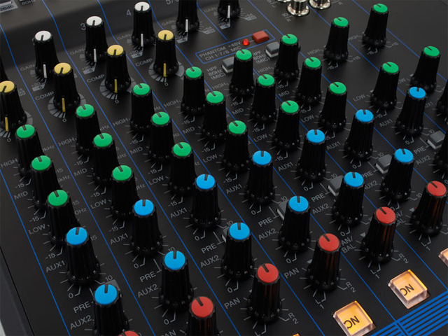 Mixer de áudio Yamaha - MG12